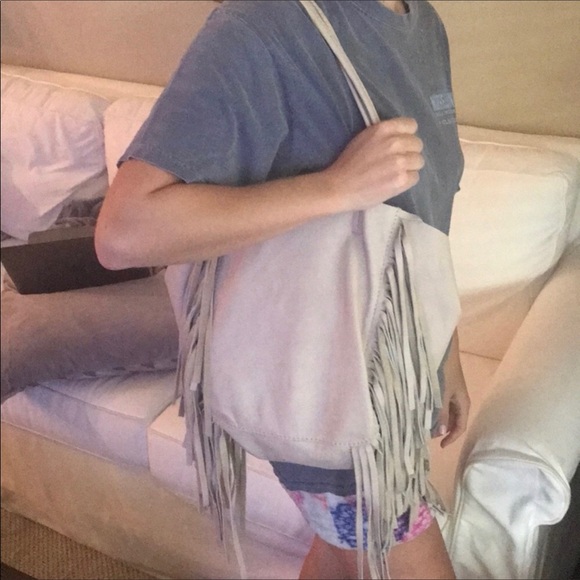 NWOT Cleobella Leather Fringe Hendrix Tote Medium - Picture 3 of 8